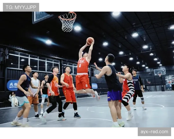 详解抢篮板犯规判定的标准与规则依据